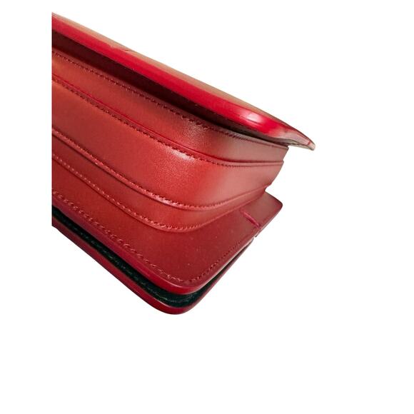 Burberry NWT Snip Leather Shoulder Bag in Ruby - Picture 7 of 16